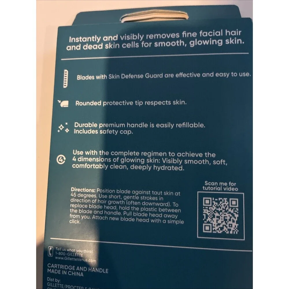 VENUS GILLETTE, FACIAL HAIR & SKIN CARE 1 RAZOR  2 CARTRIDGES - Picture 4 of 7